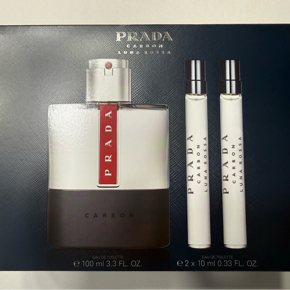 Prada Luna Rossa Carbon EDT 100ml 3 Piece Gift
Set for Men - Picture 5 of 6